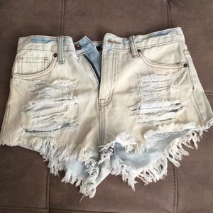 Forever 21 shorts size 26